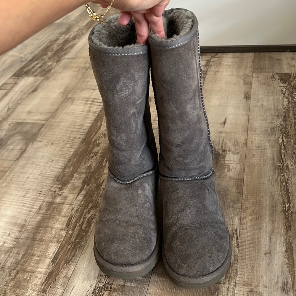Ugg Australia tall boots